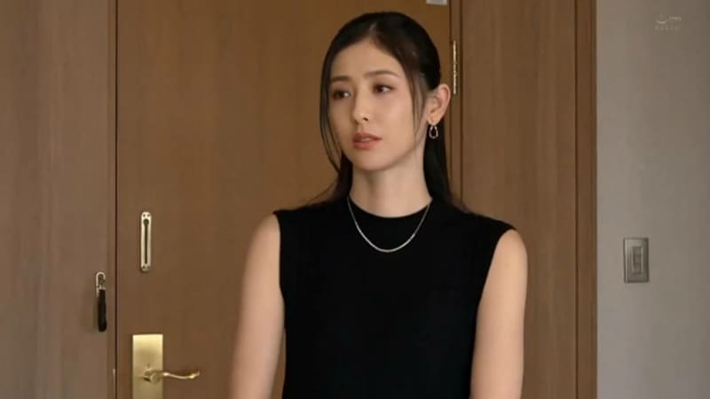 AI明星换脸「佟丽娅」绝美女明星的黑丝美腿诱惑