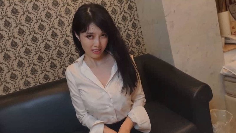 CO2 私人办公室老妇 Akari（42岁）在庭审期间于城市进行性交、饮酒游戏 ●三次暴力内射 ●肛